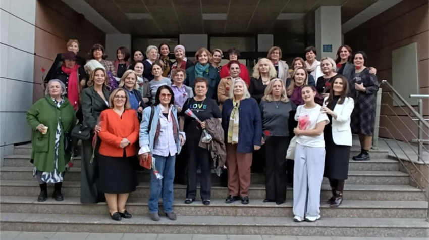 Përmbledhje: 7 marsi - Dita e mësuesit
